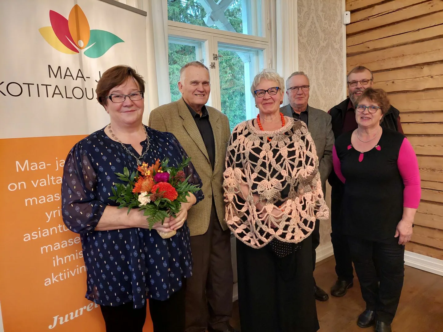 Helena Tamminen Niemela ja tukijoukot