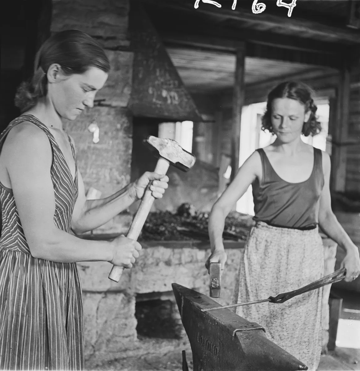 545 F443 D0 B5 DA06 C0488 C3 E431 B3 E769