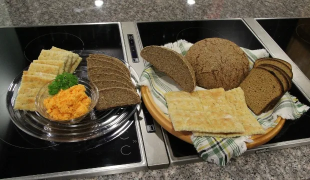 Mkn vinkitjateemat maakuntaleivat hamejuhlaleivat