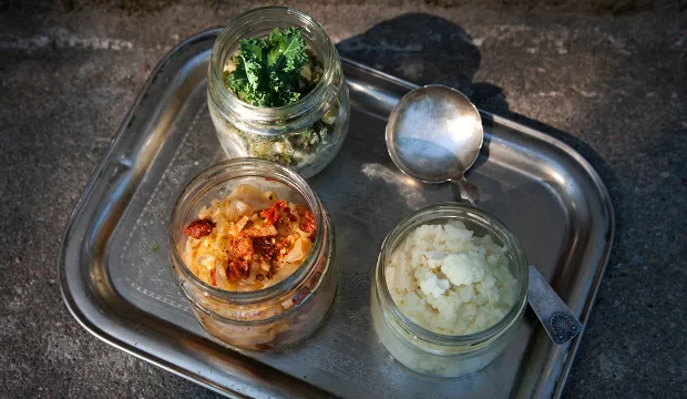 Mkn artikkeli kaalilisukkeet v ruokaneuvot kuvamaajakotitalousnaiset timoviljakainen 6 1