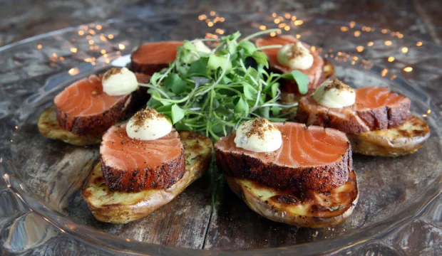 Mkn artikkeli joulu maustepaahdettulohi kuvatimoviljakainen 2016 4