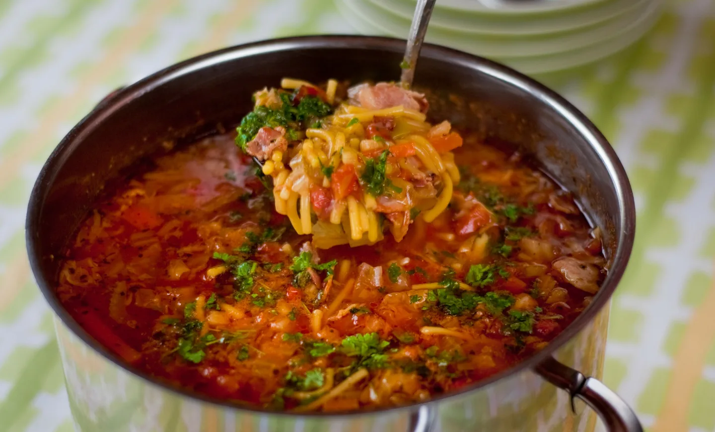 Minestrone ruokaisa muokattu