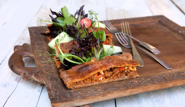 Riistapiiras puulaudalla