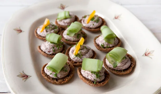 Mkn artikkeli palttoonapit vaaka ruokaneuvot kuvamaajakotitalousnaiset timoviljakainen