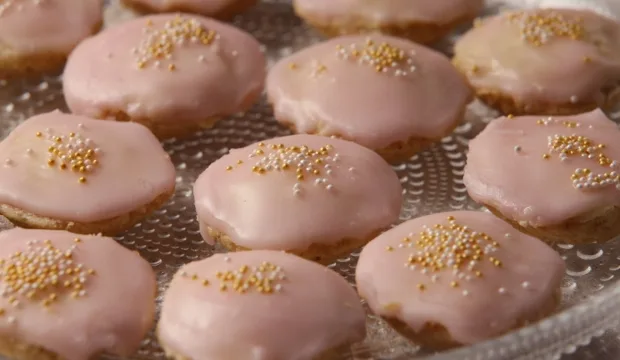 Mkn vinkitjateemat naistenpaivanleivonnaiset bebeleivokset kuvamaajakotitalousnaistenkeskustimoviljakainen