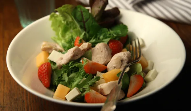 Artikkeli mkn ruokaneuvot heinakuu mansikkasalaatti timoviljakainen