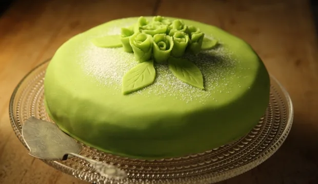 Mkn vinkitjateemat naistenpaivanleivonnaiset prinsessakakku kuvamaajakotitalousnaistenkeskustimoviljakainen