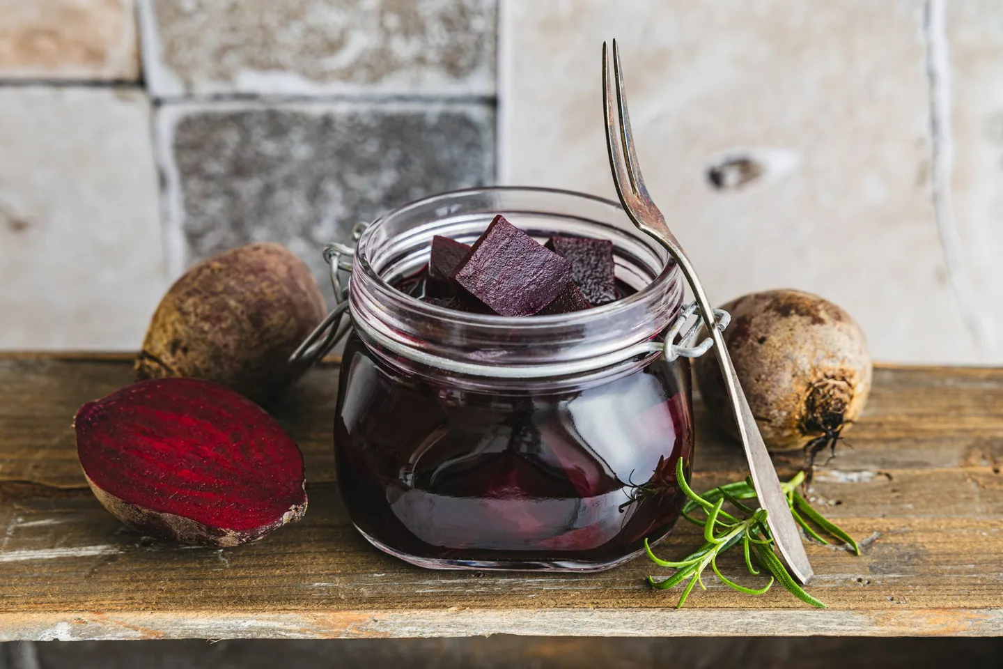 Rosmariinipunajuuret vaaka Kati Laszka netti