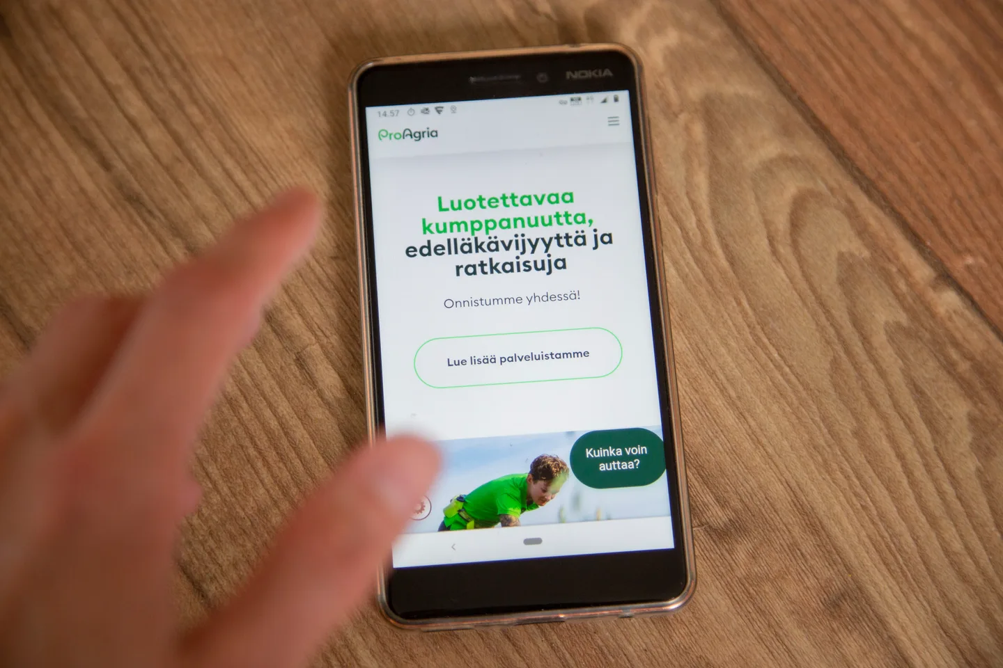 Mobiili Essi Jokela