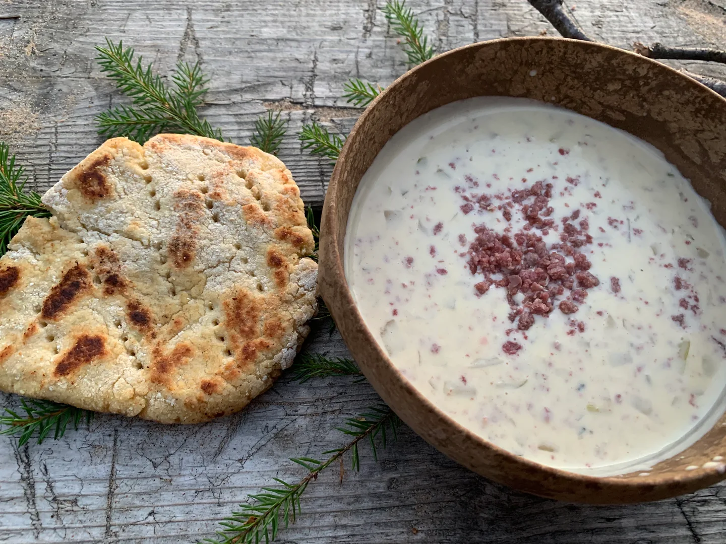 Savuporokeitto ja rieska_Niina Vihelä