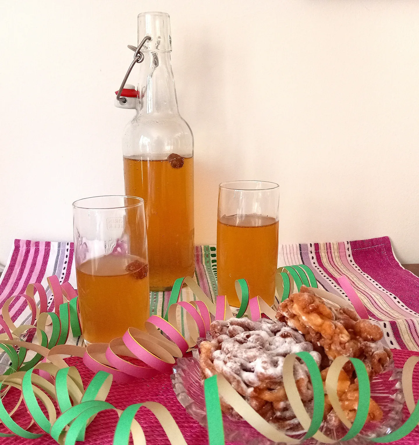 Simaa ja tippaleipia 1 MK