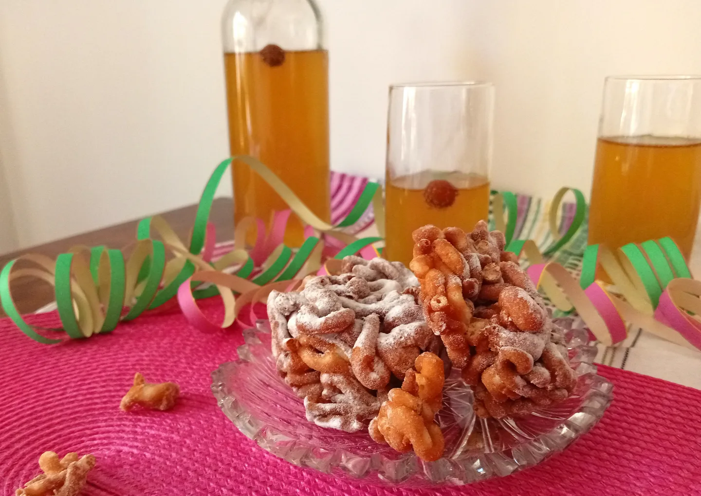 Tippaleipaa ja simaa MK vaaka