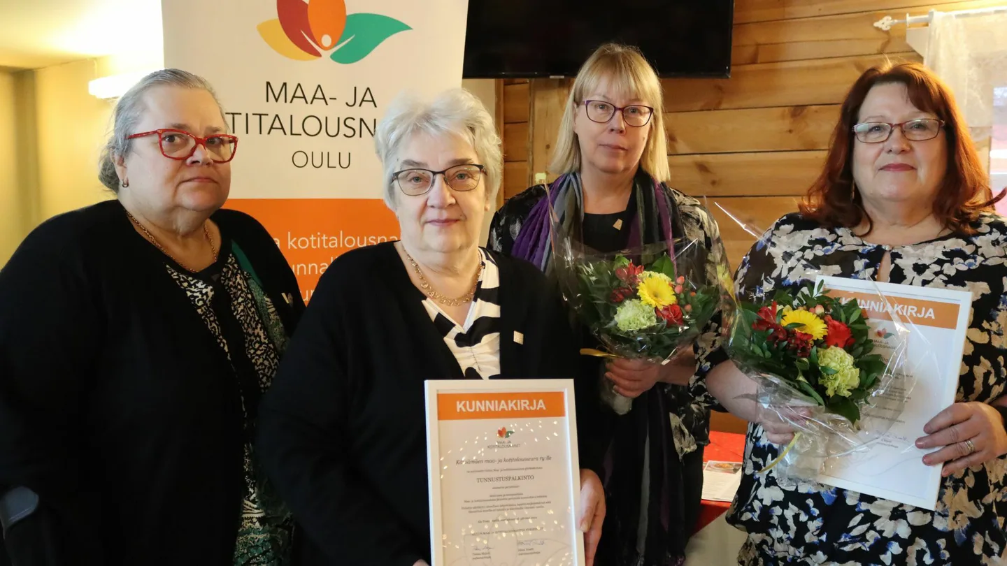 Vuoden jasenyhdistys Maa ja kotitalousnainen