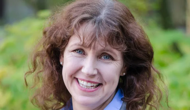 Christell astrom 620 360