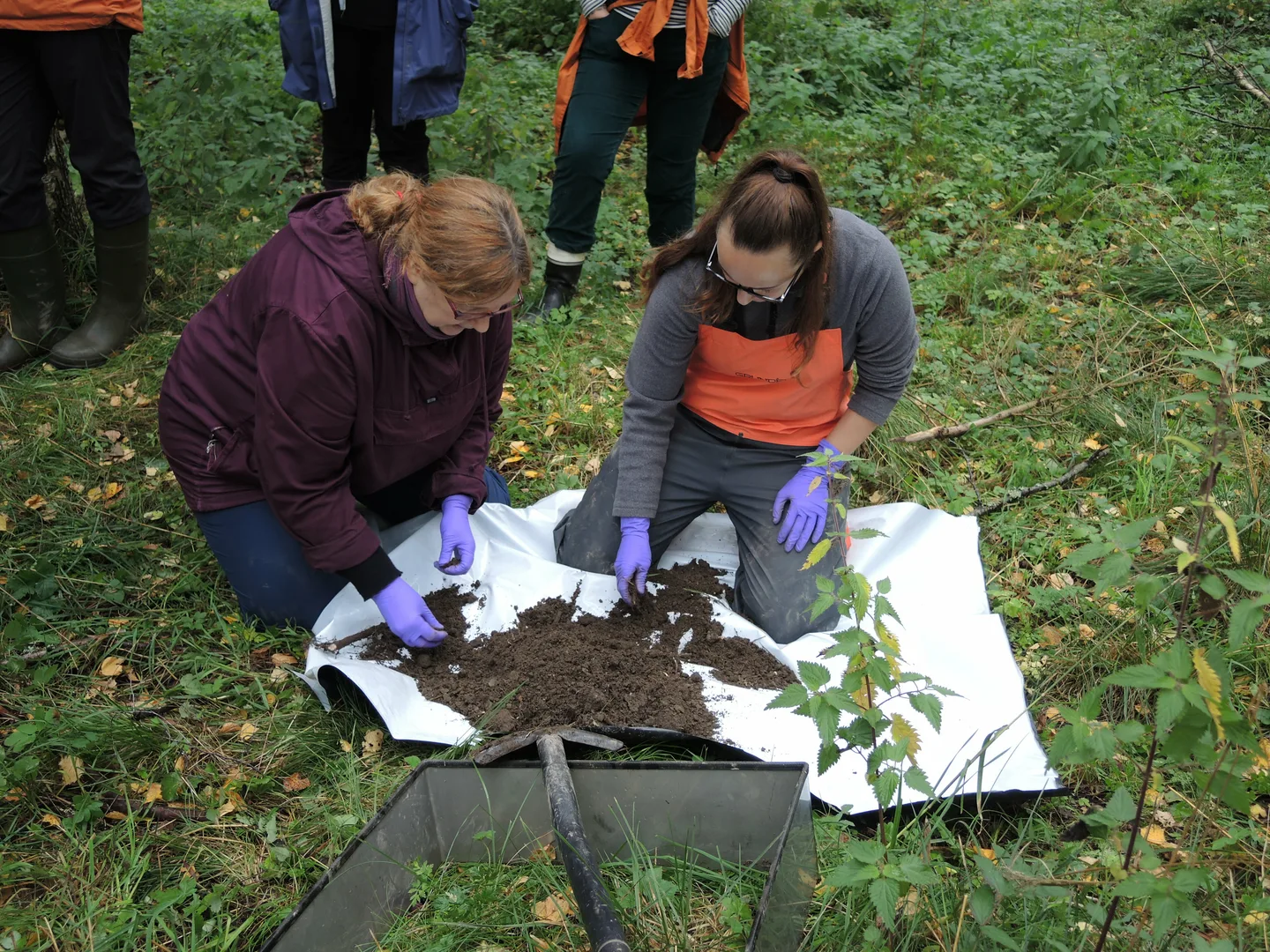 Maaperätutkimusta Lahisten kartanolla 16.9.2020