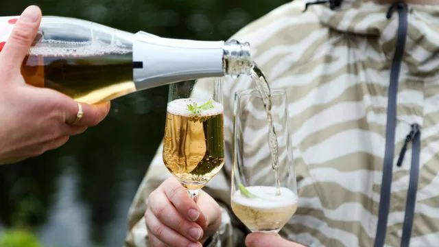 F815653626983dc882455ee8094f1a84