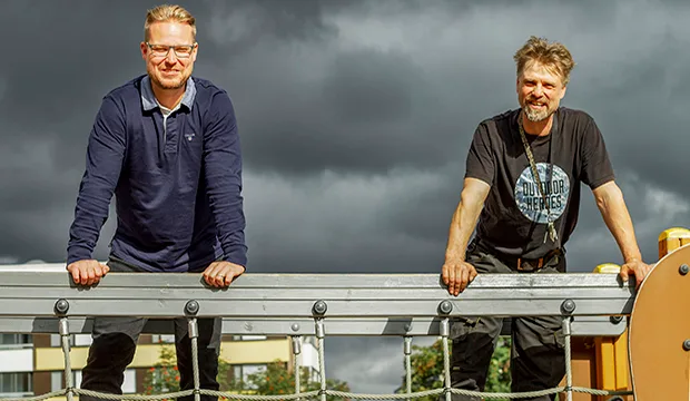 Marko Merkkiniemi on sparrannut ja kulkenut Mikko Sirviön rinnalla läpi poikkeusajan. Kuva: Auni Vääräniemi