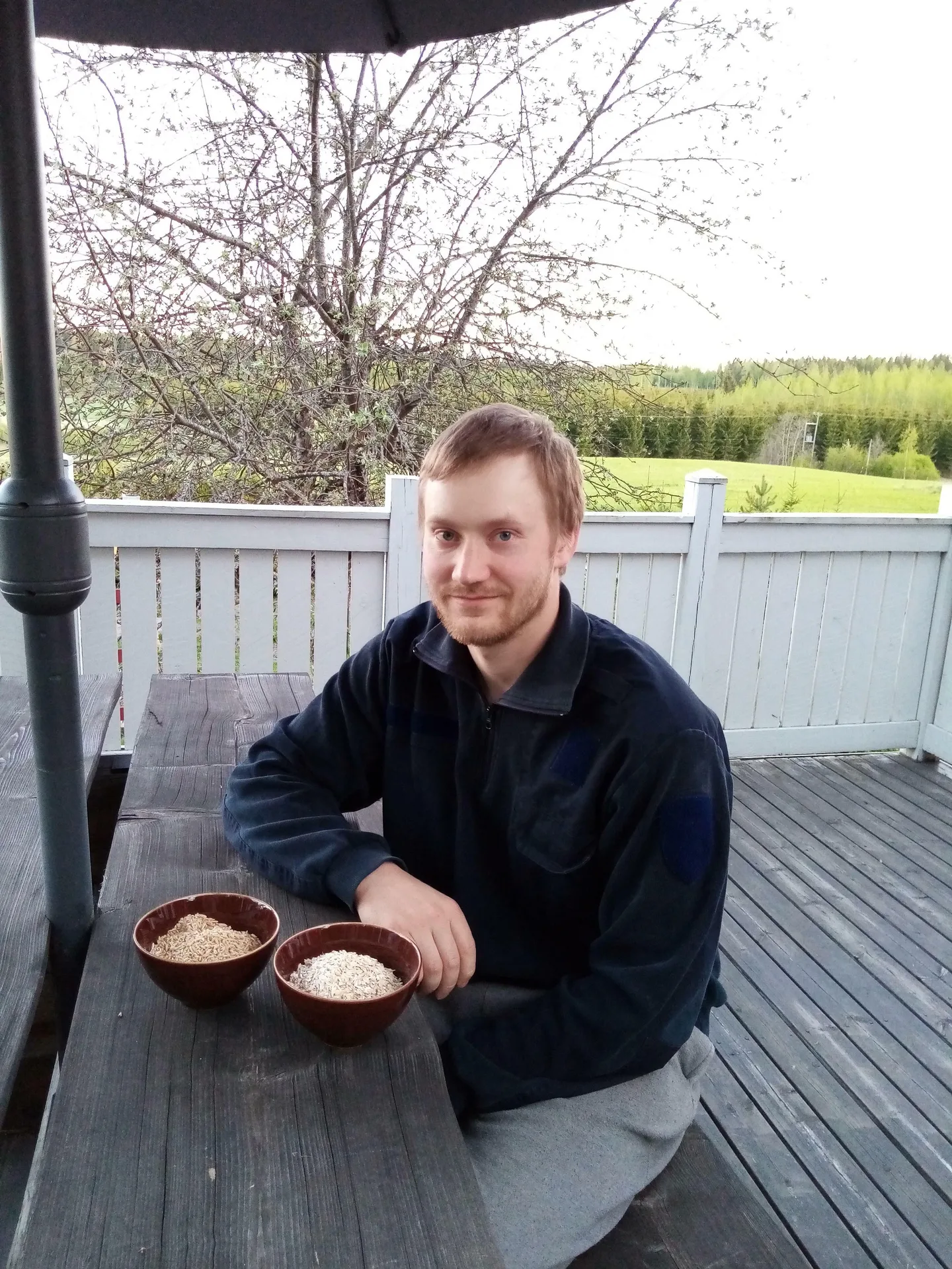 Markus Korppila käyttää stipendin puhdaskauran viljelyn ja jatkojalostamisen kehittämiseen.