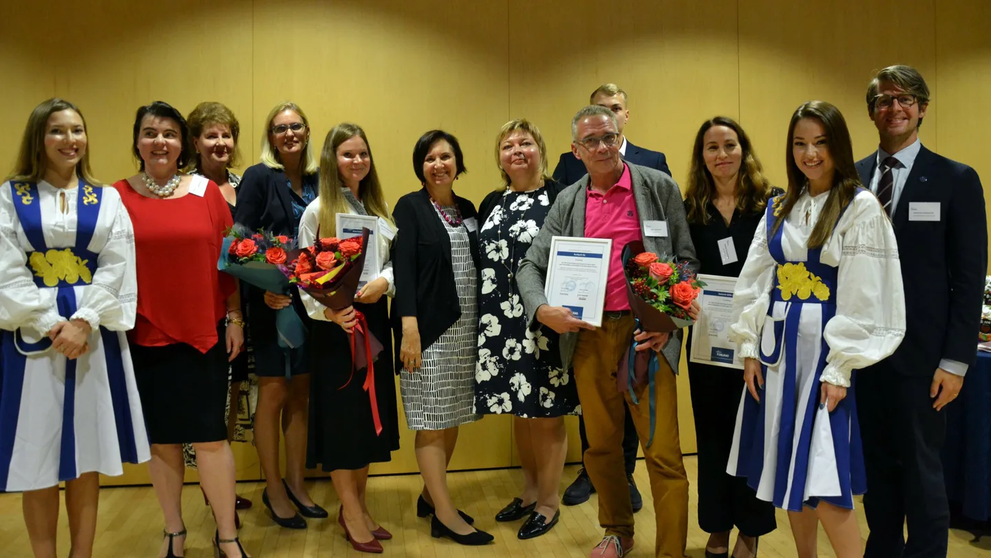Elintarvikeyrittäjät julkistettiin Suomen Pietarin-pääkonsulaatissa 3.9.