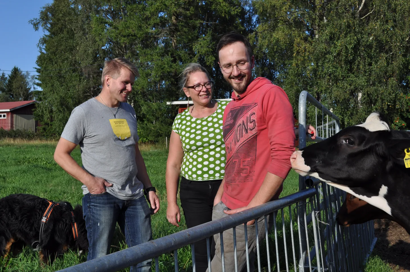 Anja ja Jorma Norjan arki muuttui huhtikuussa 2019. Kuvassa toinen tilan uusista omistajista, Joonas Jaakkola.